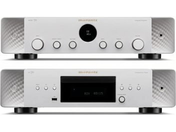 Zilverkleurige Marantz Model 70 geïntegreerde versterker en CD 70-speler, van voren gezien, over elkaar heen geplaatst