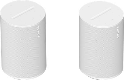 Twee witte, cilindrische Sonos Era 100 draadloze verbonden luidsprekers met fijnmazig rooster, naast elkaar, close-up weergave