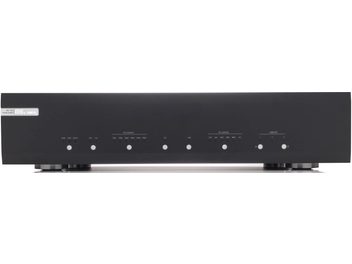 Musical Fidelity M6x Vinyl fekete fonó előerősítő téglalap alakú homloklappal, 6 kör alakú gombbal, fehér feliratokkal és kör alakú lábbal