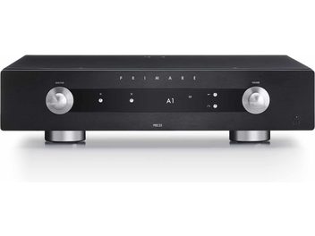 Preamplificatore stereo Primare PR35 nero, pannello frontale in alluminio spazzolato, manopole e display, vista frontale
