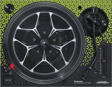 Hi-Fi-Plattenspieler Technics SL-1200M7B in Grün, Draufsicht, kreisrunde Mitteldrehscheibe, Tonarm rechts, Start/Stopp-Taste unten links