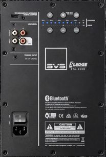 SVS SB-2000 Pro vit lackerad basreflexlåda, bakre panel, anslutningar och inställningar, närbild