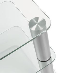 Cylindrisk glasfod med to parallelle metalstænger, der går skråt igennem cylinderen fra den ene side til den anden