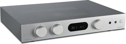 Integrerad stereoförstärkare Audiolab 6000A silver med frontpanel som har 3 runda knappar, en skärm och 4 portar