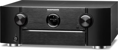 Marantz SR6014 sort hjemmebiografsforstærker, set forfra, blå "Blu-ray"-display, sølvfarvede knapper og drejeknapper, børstet sort frontpanel
