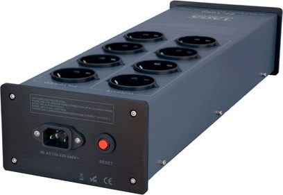 Taga Harmony PF-1000 sort multistikdåse, 8 stik, rød afbryder, let skråt ovenfra-perspektiv