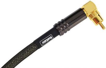 Kabel til subwoofer Y-SUB1801 7,5m, vinklet forgyldt RCA-stik, sort flettet kappe, close-up visning