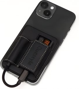 Kožené pouzdro Questyle M15C M15i v černé barvě s bílým prošíváním, zadní uchycení na smartphone pro audio DAC