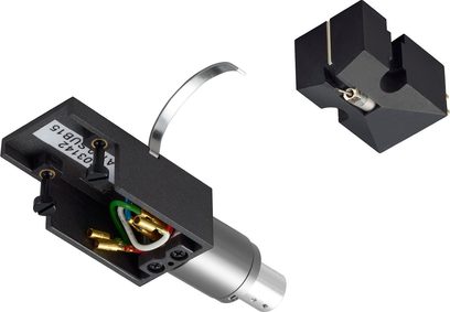 Sort Denon DL-A110 vinylpladespiller-element, set oppefra og fra siden, aluminiumsarm, diamantspids