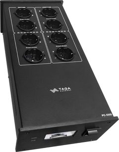 Taga Harmony PC-5000 sort strømkonditioneringsanlæg, set forfra, 8 stikkontakter, afbrydere og indikatorlamper