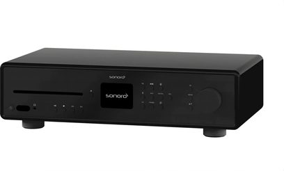 Sonoro Maestro all-in-one hi-fi system in matte black, front view with CD player and large rotary knob