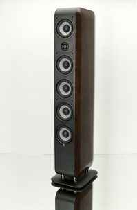 Boston Acoustics M340 sort lakeret gulvhøjttaler, set forfra, 5 runde højttalere, diskanthøjttaler øverst, sort rektangulært fod