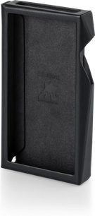 Sort Astell&Kern-etui til SP4000 set i trekvart, med skærmåbning og vinklede sideudskæringer