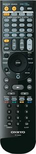Sort Onkyo RC-840M fjernbetjening med knapper til at styre TX-NR818 hjemmebiografsforstærker, set forfra