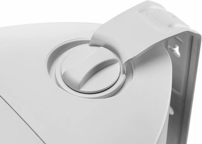Focal 100 OD8 biała kolumna zewnętrzna, zbliżenie na okrągły, aluminiowy, szczotkowany głośnik