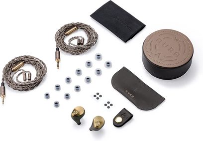 Åbne hi-fi hovedtelefoner Astell&Kern AURA, øretelefoner, flettede kabler, ørepropper, læderetui, eksploderet visning på hvid baggrund