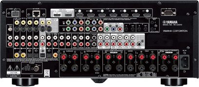 Yamaha RX-A3010 sort hjemmebiografsforstærker, frontpanel, frontvisning, mange stik og knapper, digitalt display