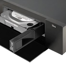 Zappiti Neo sort multimedie-afspiller, set forfra og fra siden, med børstet metalfront og logo, i vandret position