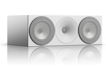 Boxa centrală Amphion Argon 5C albă, vedere frontală, 2 difuzoare circulare și 1 tweeter, carcasă rectangulară albă