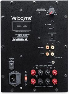 Bagpanel på en Velodyne CHT10Q subwoofer med tilslutninger, volumen-, fase- og crossover-frekvenskontroller