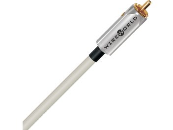Câble pour caisson de basses Wireworld Solstice 10 Mono 6m avec gaine cylindrique claire, connecteur RCA doré et embout argenté