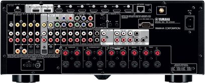 Yamaha RX-A1040 sort hjemmebiografsforstærker, frontpanel, frontvisning, mange stik og knapper, digitalt display