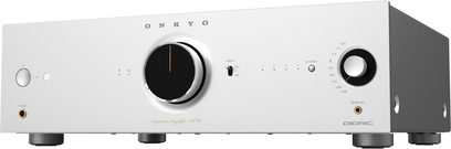 Integrert hi-fi-forsterker Onkyo ICON A-50 i sølvfarget aluminium, trekvarts visning, sentralt volumhjul, hodetelefon- og mikrofonkontakter