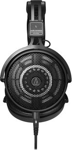 Audio Technica ATH-R50X sort, åbne hi-fi hovedtelefoner med ledning, plastkonstruktion med cirkulært metalgitter i bikubemønster, ørepude i kunstlæder og lige kabel, der går ud fra bunden af venstre ørekop, sidevisning