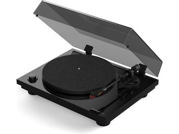Gramofon hi-fi Reloop Turn 3 MK2 w kolorze czarnym, z otwartą pokrywą, talerzem, ramieniem i przyciskami regulacyjnymi