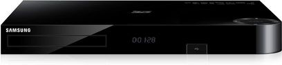 Černý Blu-ray rekordér Samsung BD-F8500, pohled zepředu, LED displej na předním panelu zobrazuje "00:28"
