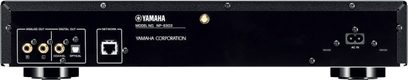 Yamaha NP-S303 sort netværksaudioafspiller, front med audio- og netværkstilslutninger, display og kontrolknapper