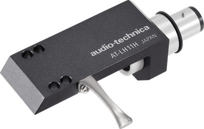 Černý headshell Audio-Technica AT-LH11H, obdélníkové kovové tělo s bílým logem, stříbrná páčka a konektor