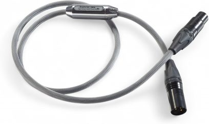 Siltech Explorer 180ix XLR kabelis, pilkas pintas apvalkalas, du juodi jungtuvai ir cilindrinis metalinis modulis, vaizdas iš viršaus