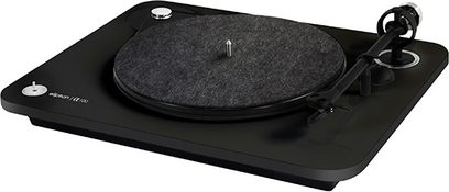 Elipson Alpha 100 RIAA BT mat sort pladespiller, set oppefra, sort filt pladebakke, lige tonarm, støvbeskyttelseslåg