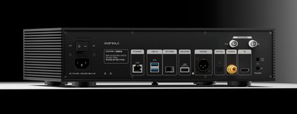 Bakpanel everSolo med Ethernet-, USB 3.0-, AES EBU-, optiske, koaksiale, HDMI IIS-porter og innganger for ekstern klokke
