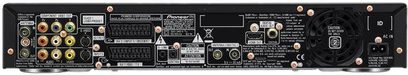 Blu-ray rekordér Pioneer DVR-LX70D, zadní strana, detailní pohled, analogové a digitální audio/video konektory