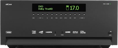 Arcam FMJ AV888 sort hjemmebiografsforstærker, set forfra, grøn display "DVD Dolby TrueHD 17.0", knapper og stik på forsiden
