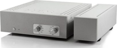 Pathos New InTheGroove forforsterker i sølv sett forfra, front og deksel i børstet aluminium, justeringsknapper