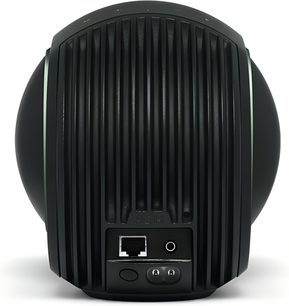 Zvočnik DEVIALET Phantom Ultimate 98 dB, Deep Forest, pogled z zadnje strani, rebrasto plastično ohišje, vtičnice RJ45, jack in napajanje
