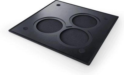Inbouw-muurluidspreker Canton Atelier InWall 3, zwart frontpaneel met drie ronde uitsparingen