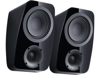 Pereche de boxe Dolby Atmos Canton Vento AR 1 negre lăcuite, vedere frontală din trei sferturi cu difuzoarele vizibile