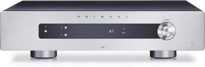 Primare I25 DAC sølvfarvet stereo hi-fi-forstærker, frontvisning, rektangulær sølvfarvet frontpanel, knapper og stik på frontpanelet