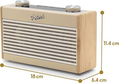 Radio til bordet Roberts Rambler Uno i beige med perforeret plastfront og lyse træsider, to store metalknapper på toppen, set fra højre forfra i trekvarts vinkel