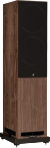 Diffusore da pavimento Fyne Audio F502S in noce, cabinet in legno, griglia nera, base con condotti reflex e punte, vista 3/4 anteriore sinistra