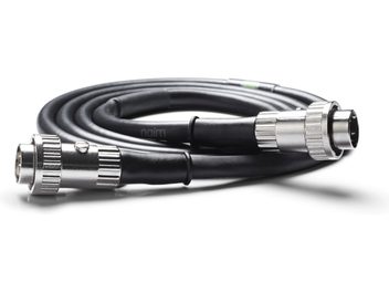 Naim Audio Snaic 5-pinners analog DIN-lydkabel, svart, metallkontakter, nærbilde på hvit bakgrunn