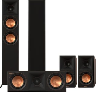 Sada RP-5000F II 5.0 ořech, 2 sloupové reproduktory s odnímatelnými mřížkami, 1 centrální reproduktor, 2 knihovnové reproduktory, měděné kužely