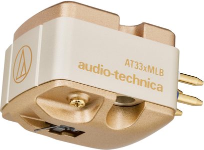 Cápsula fonográfica Audio-Technica AT33xMLB en metal dorado y marfil, vista en tres cuartos, con aguja y pines dorados visibles