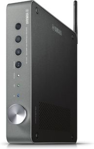 Frontvisning af Yamaha WXC-50 DS sort stereo-forforstærker med knapper, stik og lysende indikatorer på frontpanelet