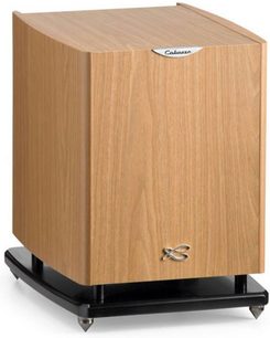 Subwoofer Cabasse Mercure MC40 w jasnym odcieniu wiśni, widok z przodu, sześcienna forma z jasnego drewna, metalowa maskownica na przednim panelu