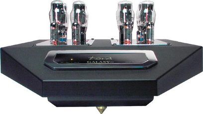 Výkonový zesilovač Kora Galaxy triode stereo blok 50 W černý, pohled shora, 4 lampy seřazené vzadu